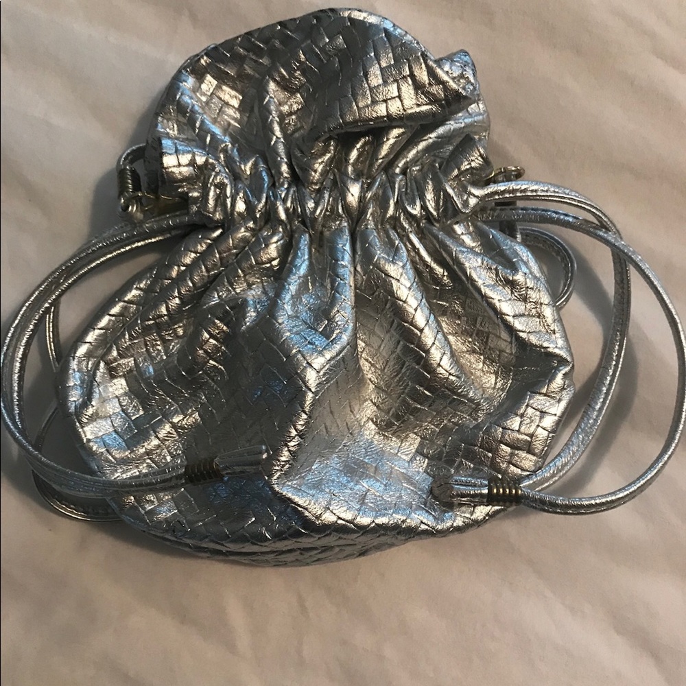 🔥🔥silver hand bag - Picture 4 of 4